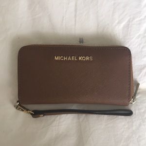 Clutch wallet in brown